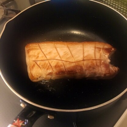 レシピ参考にさせていただきました。途中の豚肉を焼いている時しか写真撮っていないのですが…美味しかったです！！